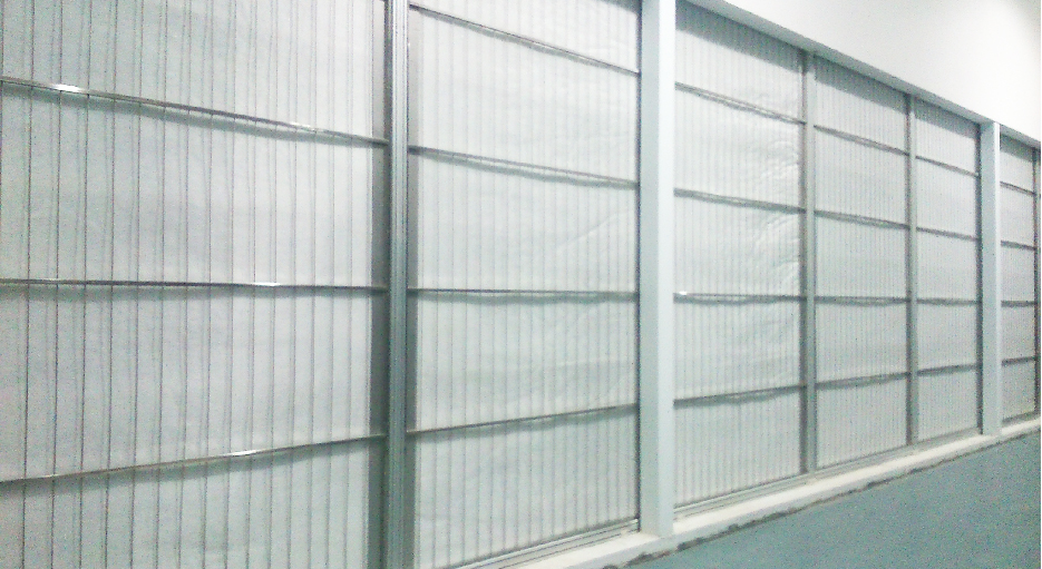 德淮半導體新建車間 卷簾過濾器車間內側（超大過濾面積，通風量穩(wěn)定可靠）